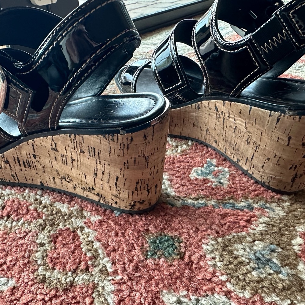 Donald J. Pliner Sandals Black Patent Leather Cork Wedge Irving sz 8 worn once - Picture 6 of 8